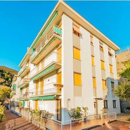 Homestay Oasi Relax Riviera Alassio